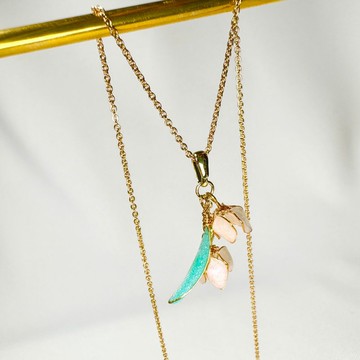 【迎接幸福】鈴蘭項鍊 – 閃耀樹脂與金屬線編織的花藝藝術 (鈴蘭項鍊)