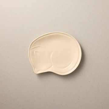 【有種創意】  - 日本瀨戶燒 - 午睡貓咪盤 - 三款任選 - 17.5 cm