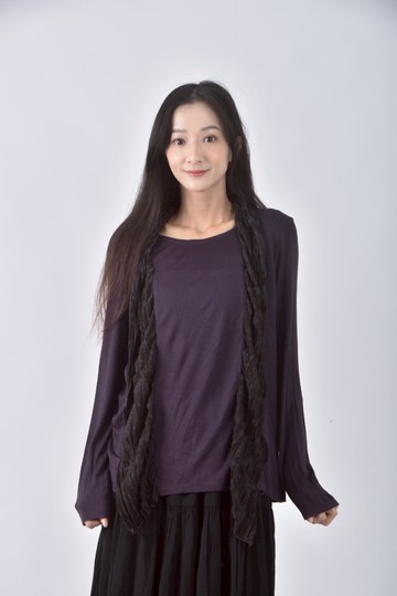 (L) mag羊毛紫色長袖上衣