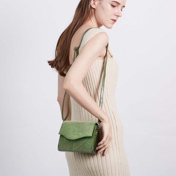 深綠色斜背包 (方形包) 斜背包/單肩包 軍綠