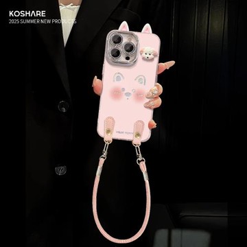 適用蘋果17promax手機殼小狗公仔彩繪iphone16pro自帶鏡頭膜15pm羽紗紋14創意13可愛12腕帶掛繩女防摔x小眾17