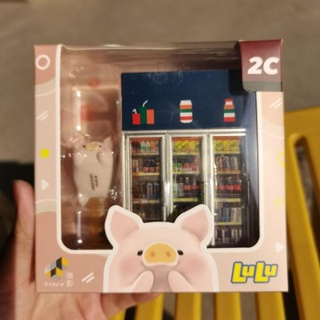 LULU豬迷你飲品櫃場景小手辦