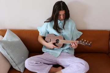 藍湖 北歐風 純亞麻淺藍色荷葉袖短袖上衣襯衣