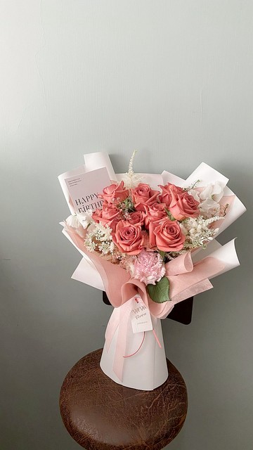 鮮花 / 進口玫瑰花束 / 情人節花束