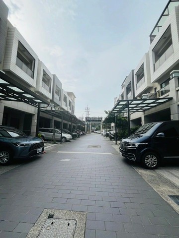 專任寶格麗莊園社區型透天甜價好入手｜台中市沙鹿區自強路