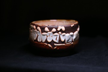 【 柴燒 】縮釉志野落灰 不規則茶碗