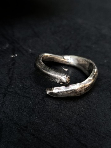 波浪造型銀戒指