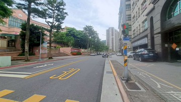 我是接案人 小坪數大空間黃金店面兼住辦｜台北市內湖區文湖街