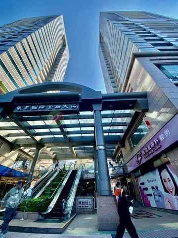 近捷運永春站 家美國際金融高樓山景辦公 有車位｜台北市信義區忠孝東路五段