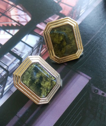 Vintage Jewelry 西洋古董飾品 個性方 綠雲紋 針式耳環