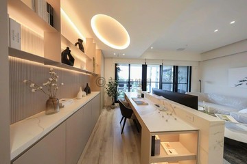 專員✨美術海邊間輕奢質感山海景觀3房雙平車｜高雄市左營區崇實路