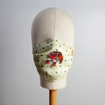 1 片 salu 布面罩，虎紋，5 層，防塵，防塵