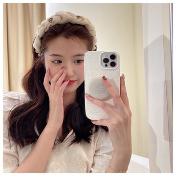 梨花HaNA 滿滿的公主少女心．麻花絲霧愛心鑲飾增高感髮箍