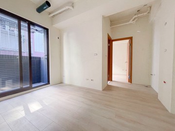 稀有次高樓一層兩戶中央新村全新有陽台美套房小資首選｜新北市新店區中央六街