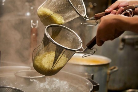 オリジナルラーメン鉢付き！老舗京都「珍遊」一杯入魂の中華そば 8食セット