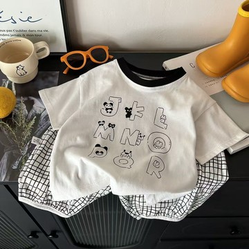 Healthy baby 兒童夏季套裝1-7爆款格子新款童裝男童字母T恤女童短褲純棉兩件套 男童套裝 短袖套裝 兩件套