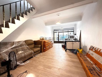 鹽埕埔商圈~商業區~正街騎樓店住｜高雄市鹽埕區新興街