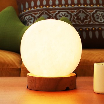 6吋白鹽圓球 I 特製座 I 原木座 入厝禮 招財 (超商限一顆)