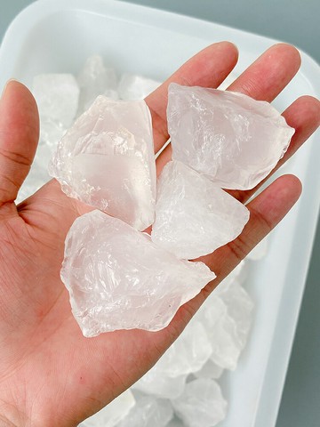 天然水晶白色石子石頭鵝卵石庭院鋪路鋪地小白石頭造景景觀白石子