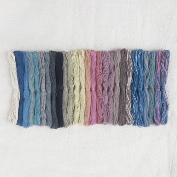 12m x 27 色組 / 植物染色棉線，厚度 0.7mm /繡線、刺子線、十字繡、包裝