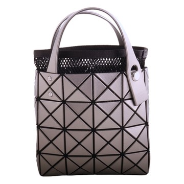 ISSEY MIYAKE  BAOBAO幾何方格附折疊購物袋小手提包(古銅金)S款