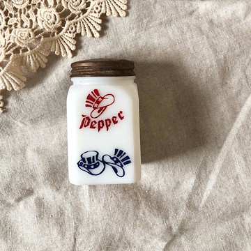 1960-70s 美國牛奶玻璃胡椒罐 帽子圖案