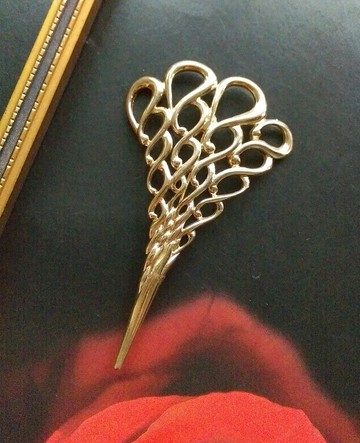 Vintage Jewelry  TRIFARI 金色調  權杖  別針  胸針
