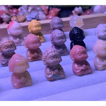 阿拉善彩玉瑪瑙寶寶佛 福馨珠寶佛雕刻
