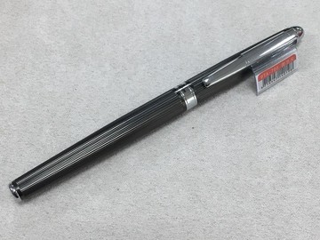 Platinum 牌 書法尖鋼筆(PTA-700)書寫角度改變可寫出不同粗細度 金屬直條紋筆身