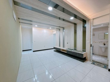 府城新象摩登美妝3房平車 | 住商莊君｜台南市安平區建平八街