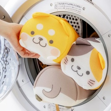 日本可愛造型動物立體洗衣袋 - 水獺