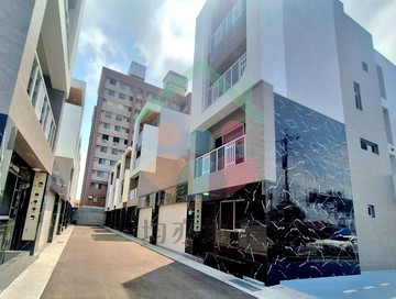 鹽水福砌大面寬電梯裝潢雙車墅B1｜台南市鹽水區仁愛路