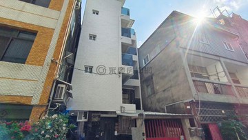 高醫熱河商圈翻新美3房陽台進出精美公寓2樓		｜高雄市三民區十全一路