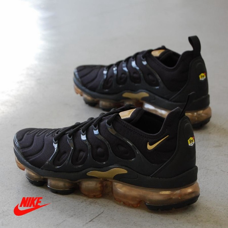 NIKE air vapormax plus Black/Metallic Gold ナイキ エア ヴェイパー