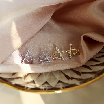 星星控通體925純銀鏤空星星五角星耳釘簡約氣質精致小巧耳環女1入