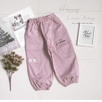 甜酷霧粉拼接口袋愛心挺布外出褲 秋冬童裝 女童長褲 女童外出褲 女童褲子 秋冬長褲 秋冬休閒褲
