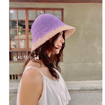 「拉兒小舖」台灣現貨-韓 草帽 夏天 紫色編織仙女草帽 大沿帽 遮陽帽 防曬帽 雙色手工編織草帽 可折疊