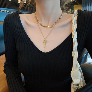 雙層疊帶項鏈女小眾設計感鑰匙鎖骨鏈年新款潮氣質毛衣鏈