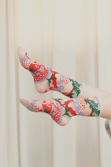 森林系列 | 初嘗甜酒-紅粉-【台灣製】豹紋透紗中筒襪