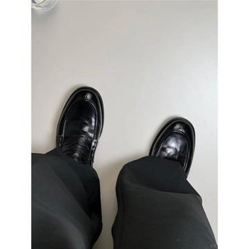 手工做舊褶皺樂福鞋男款懶人老錢風極簡黑色尖頭德比鞋休閑皮鞋潮