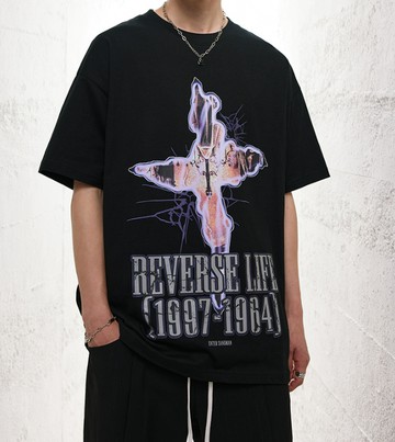 FINDSENSE X 2023 街頭時尚潮流 男士 寬鬆 十字圖案 半袖短T  特色短T 學生T