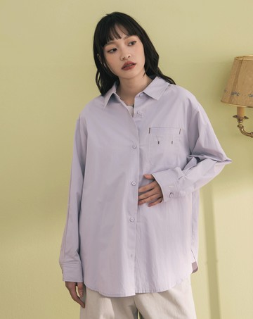 傾斜造型摺線口袋繡花襯衫(兩色)