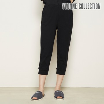 YVONNE 素面合身縮口七分褲-黑M