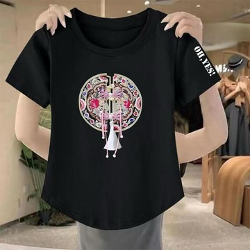 新中式黑色短袖女夏新款寬鬆簡約休閒上衣圓領印花T恤女 短袖T恤 印花T恤 短袖上衣 媽媽裝上衣