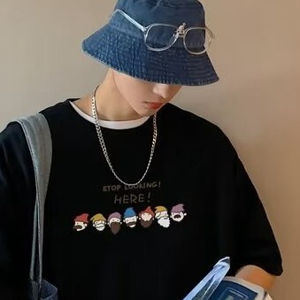 ⚡【M-5xl】平價促銷 夏季短袖T恤 加大碼寬鬆T恤 七個小矮人印花短袖 學院風圓領T恤 Oversized男士t恤