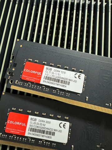 【三和電腦配件店】七彩虹8g 16g 3200臺式機ddr4內存條  圖片實拍，均已測試正常運行，8g16g均有貨 無拆修無暗病，包穩定運
