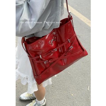 大容量通勤包包女式2024新款夏天時尚紅色單肩包高級感百搭托特包