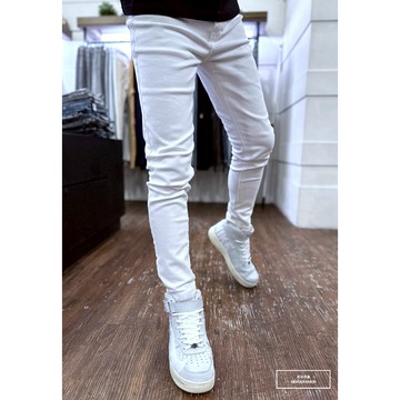 E7th.厚磅單色素面小直筒-白色(E7J86012302)彈性抽鬚 水洗 淺刷色牛仔 顯瘦 修身窄管 補丁破壞 牛仔褲