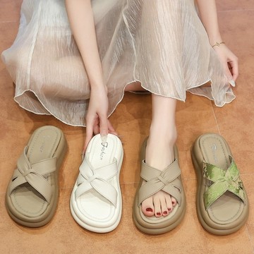 【35-42全尺碼】氣質素面/花朵刺繡交叉拼接厚底拖鞋