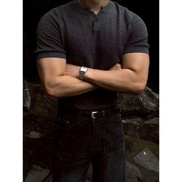 VOYEZ｜🇰🇷顯壯漫步亨利領短袖上衣｜百搭耐看・修飾線條